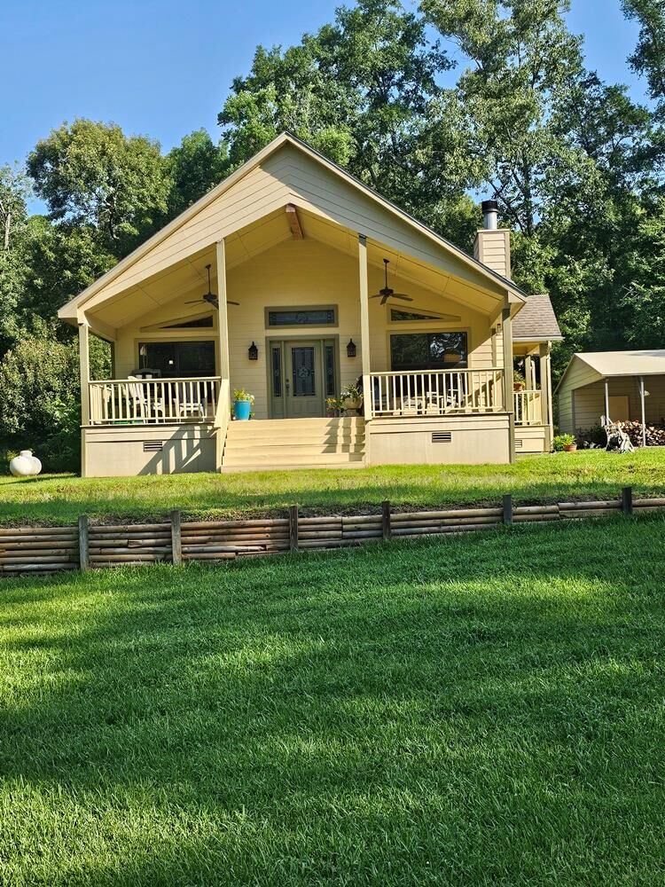 Property Photo:  115 Lakecrest Drive  TX 75944 