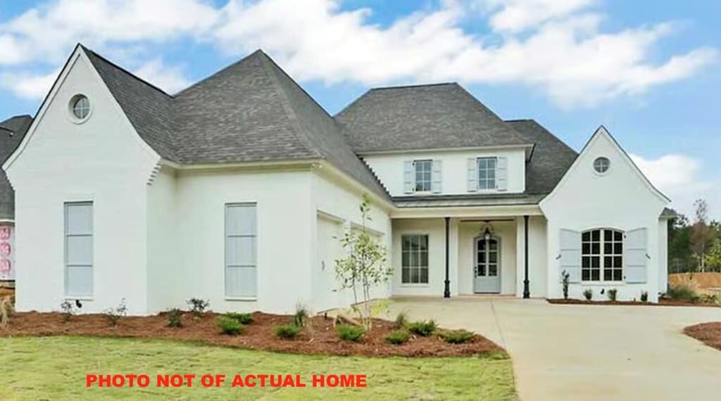 Property Photo: 1069 Augusta Drive MS 38655