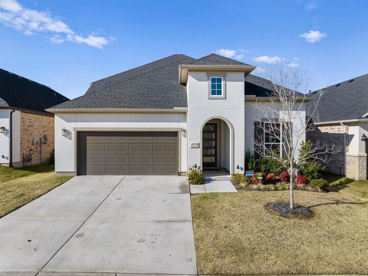 Property Photo: 4520 Hammerstein Boulevard TX 76210