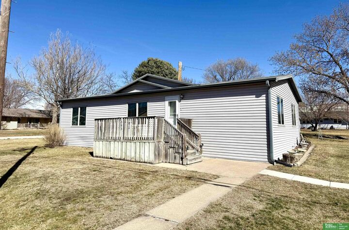 Property Photo:  303 Stafford Street  NE 68460 