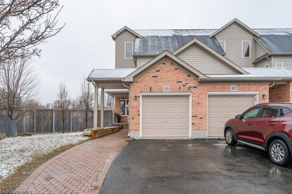 Photo de la propriété:  39 Brookfield Crescent  ON N2E 0A6 