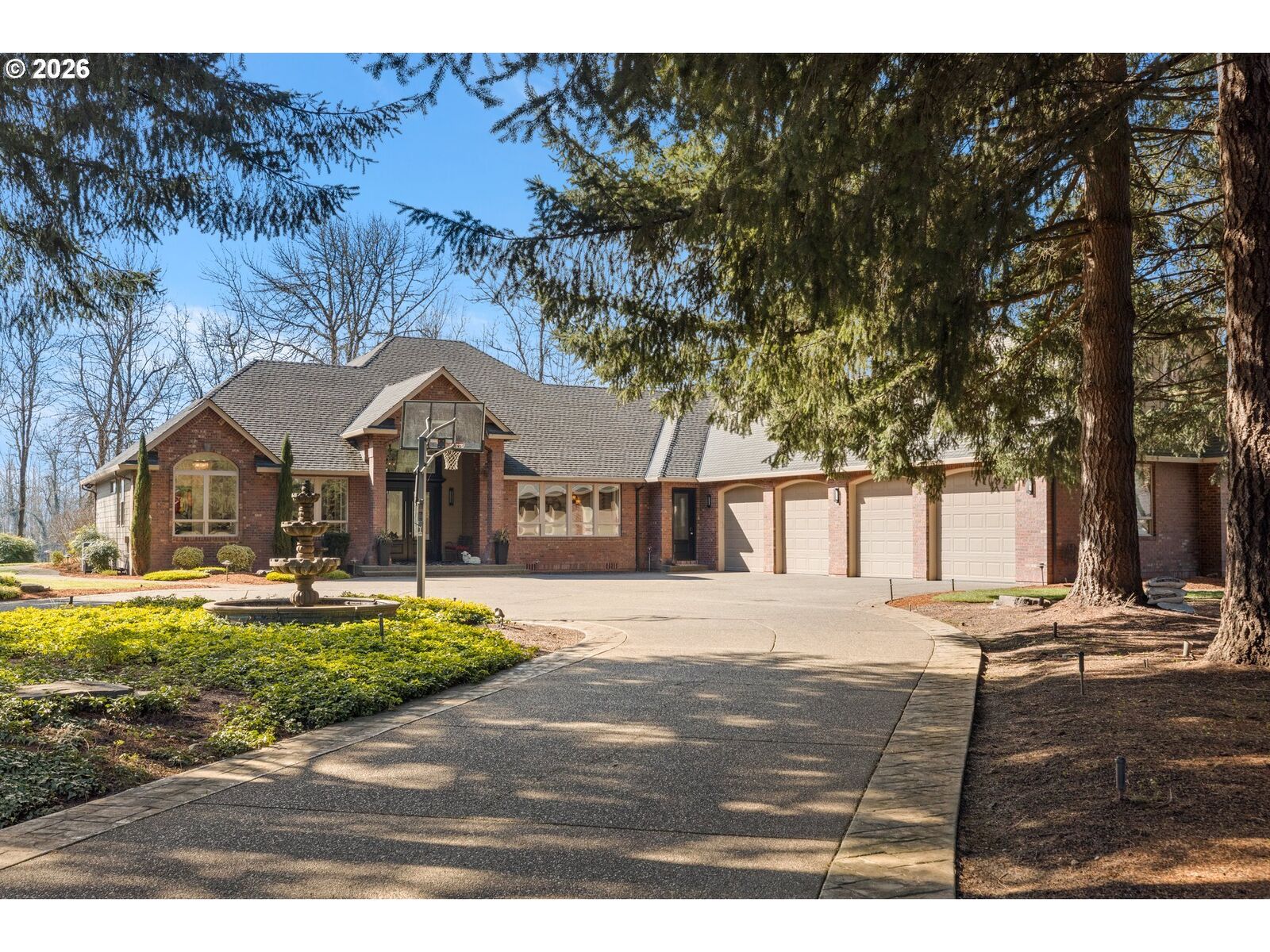 Property Photo:  862 N Cummings Ln  OR 97303 