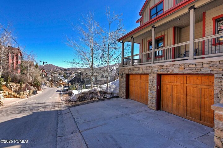 Property Photo: 85 King Road UT 84060