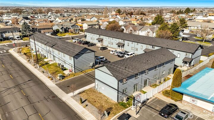 Property Photo:  1525 S Monroe Street  WA 98837 