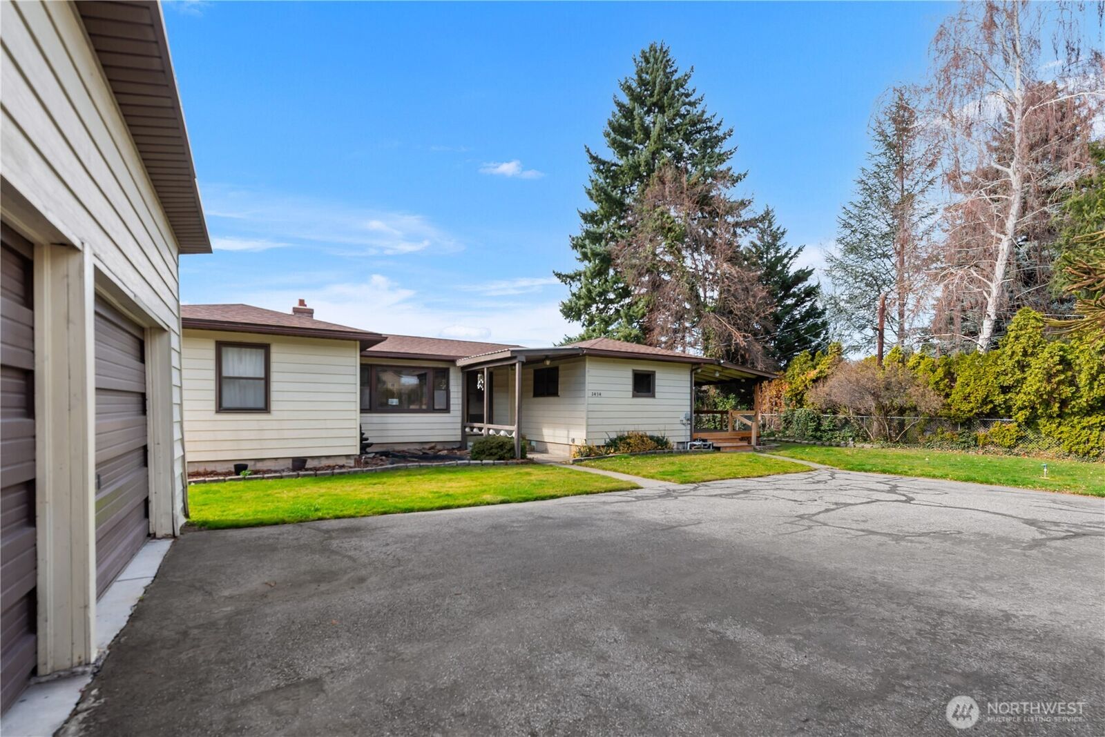 Property Photo: 2434 & 2430 NW Alan Avenue WA 98802