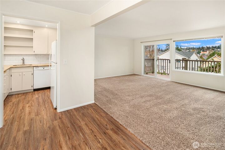 Property Photo: 3021 21st Avenue W WA 98199