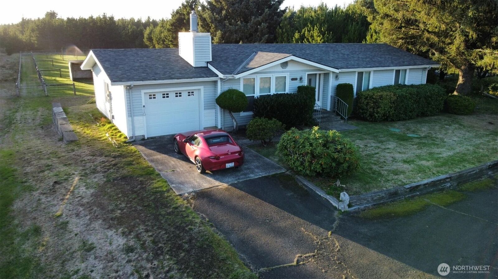 Property Photo: 13505 N Place WA 98631