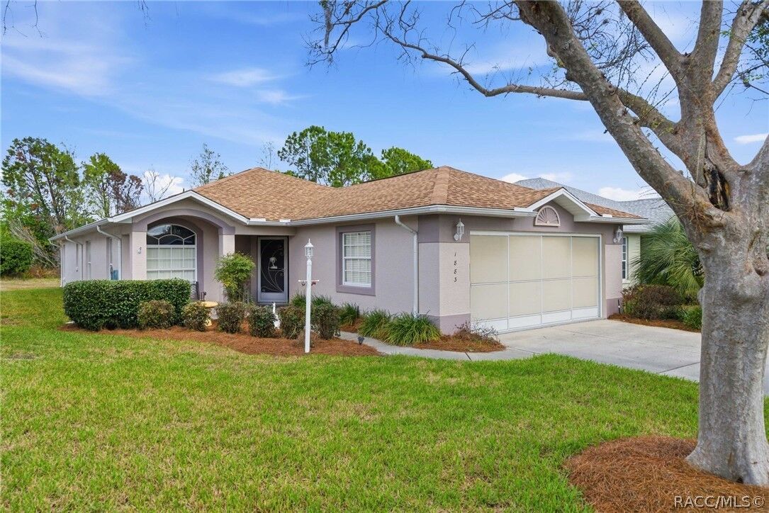 Property Photo:  1883 W Shanelle Path  FL 34461 