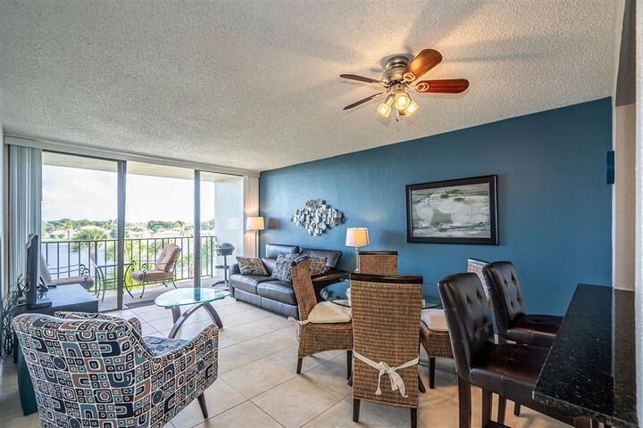 Property Photo:  1830 Embassy Drive 409  FL 33401 