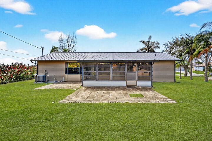 Property Photo:  456 SW Kestor Drive  FL 34953 