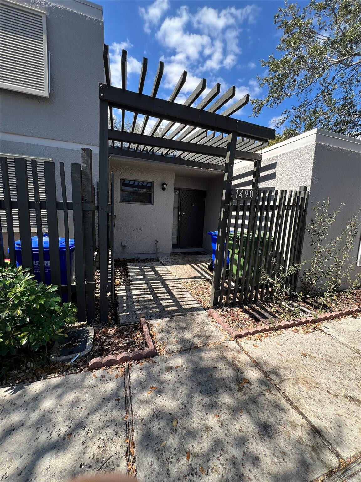 Property Photo:  1490 NW 113th Avenue  FL 33026 