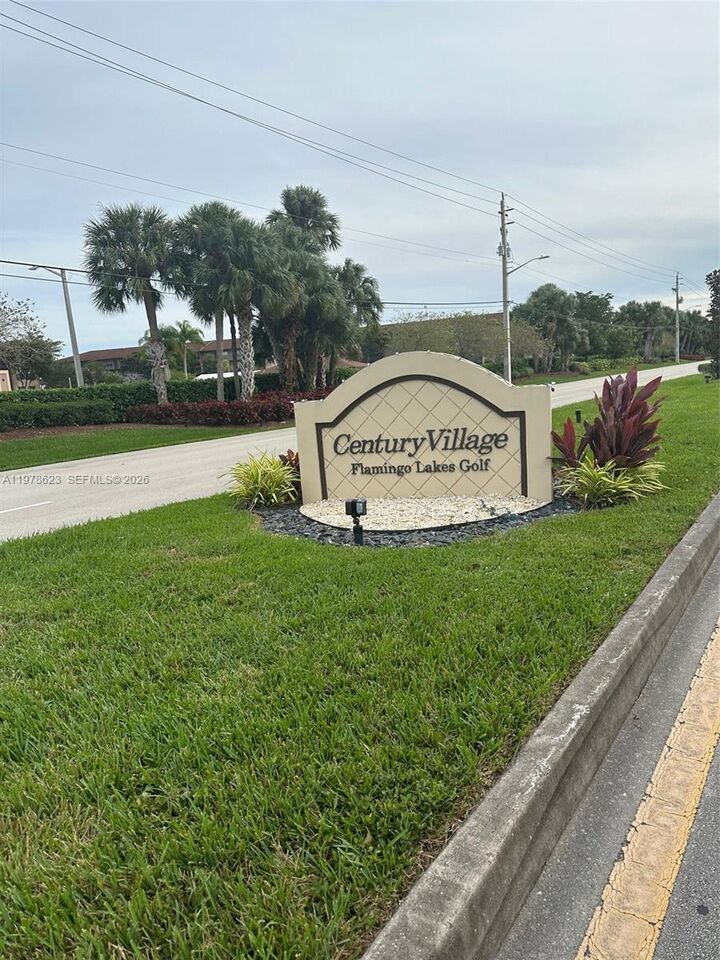 Property Photo:  601 SW 141st Ave 101P  FL 33027 