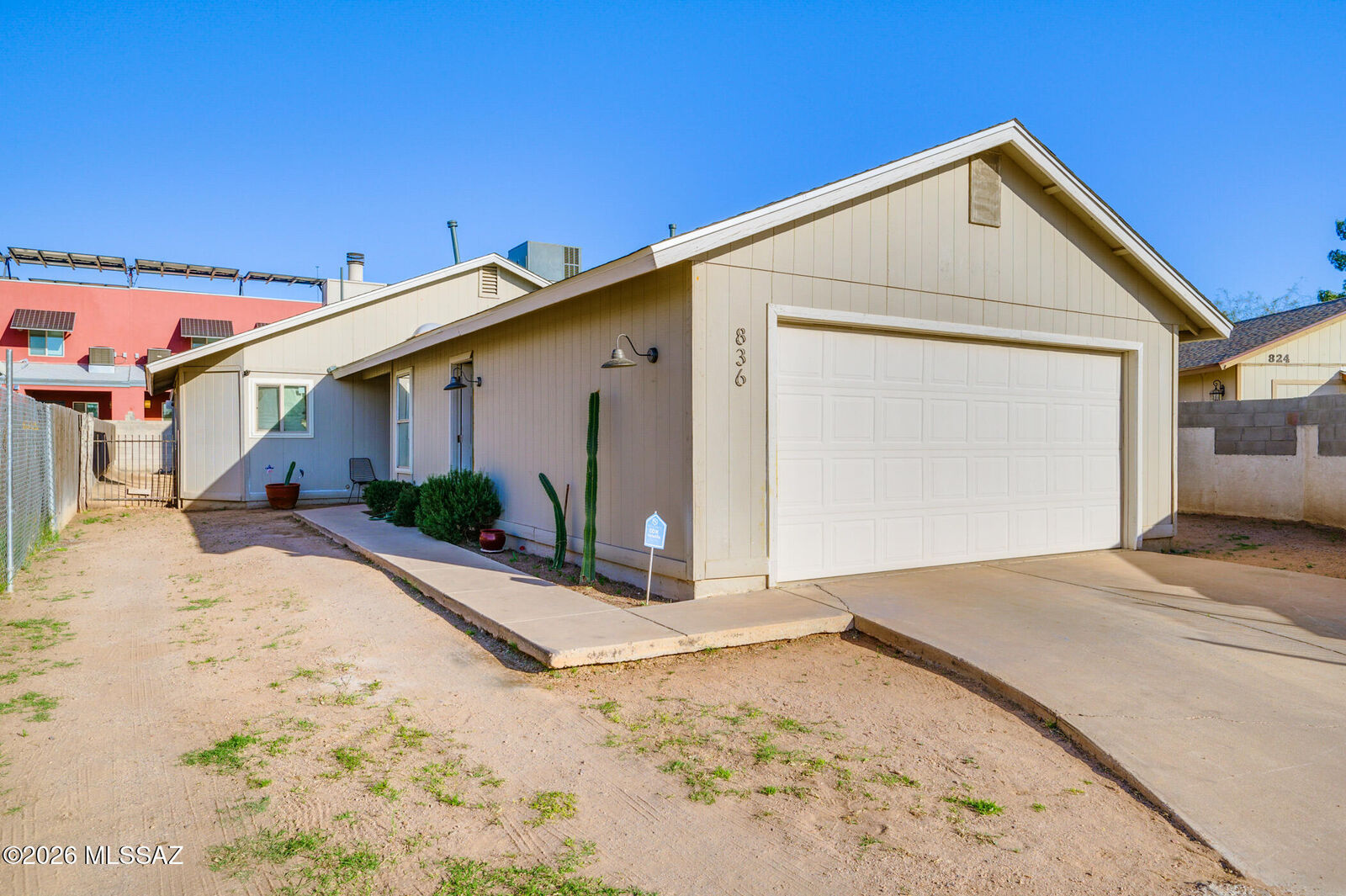 Property Photo:  836 E Oregon Street  AZ 85706 