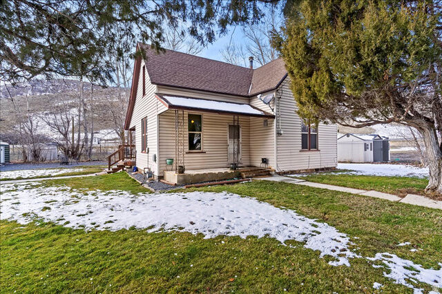 Property Photo:  951 N Main St  UT 84324 