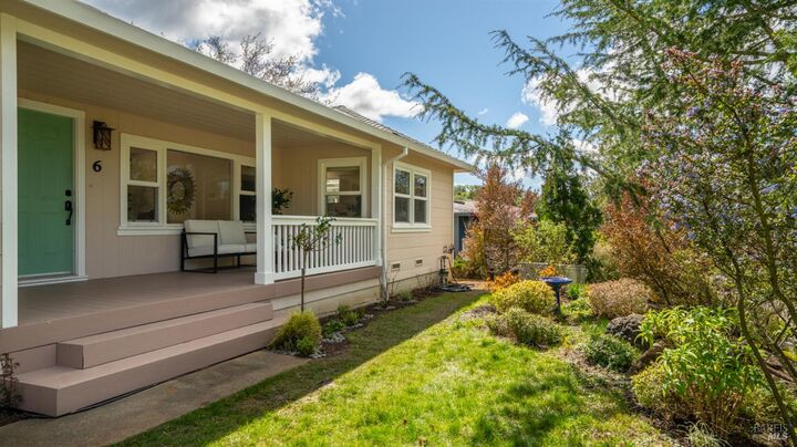 Property Photo: 6 Sherwood Place CA 94945
