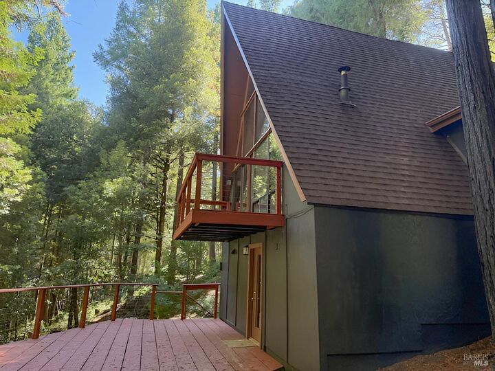 Property Photo:  26465 Poppy Drive  CA 95490 