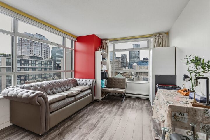 Property Photo:  438 Seymour Street 909  BC V6B 6H4 