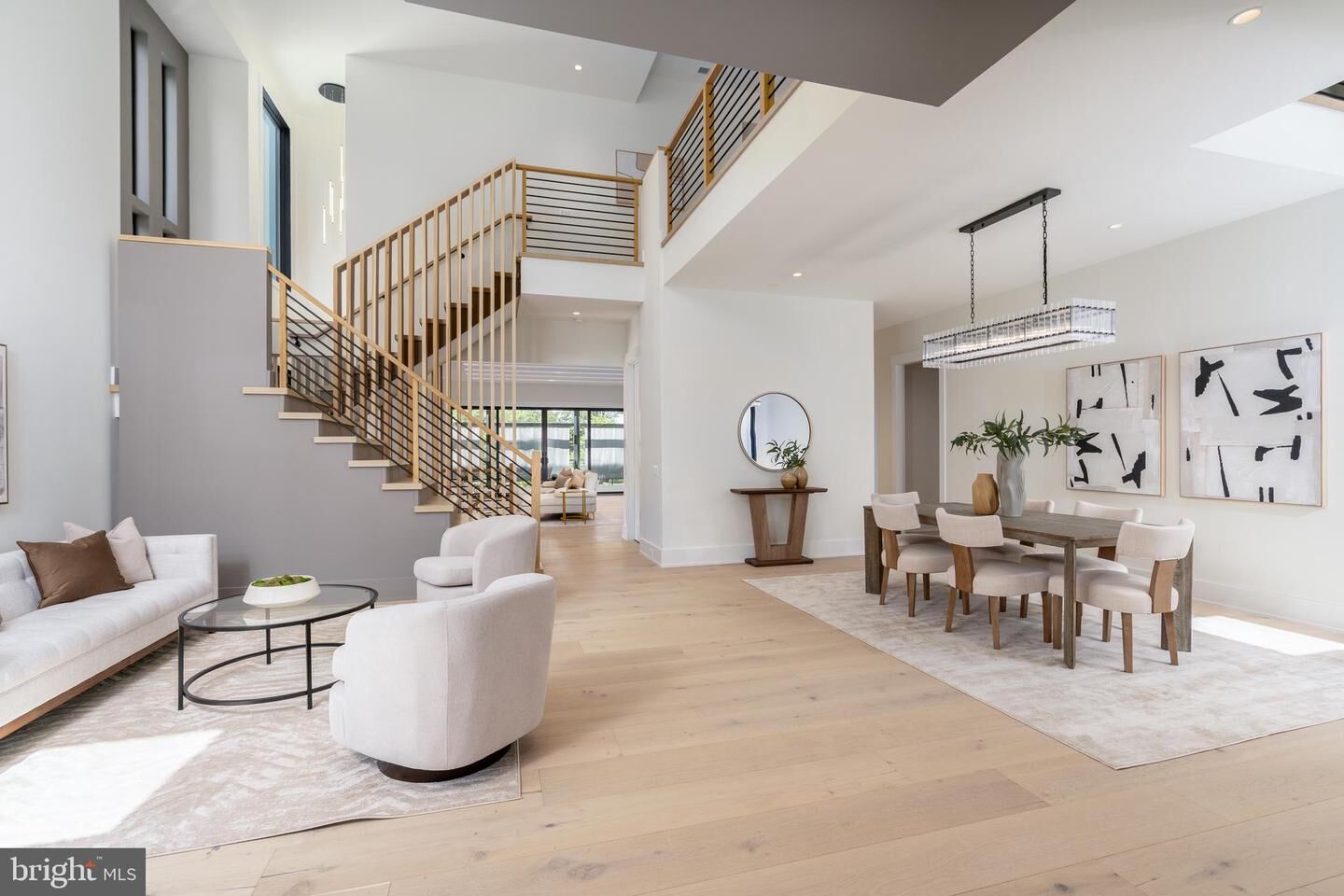 Property Photo: 104 Mashie Court SE VA 22180