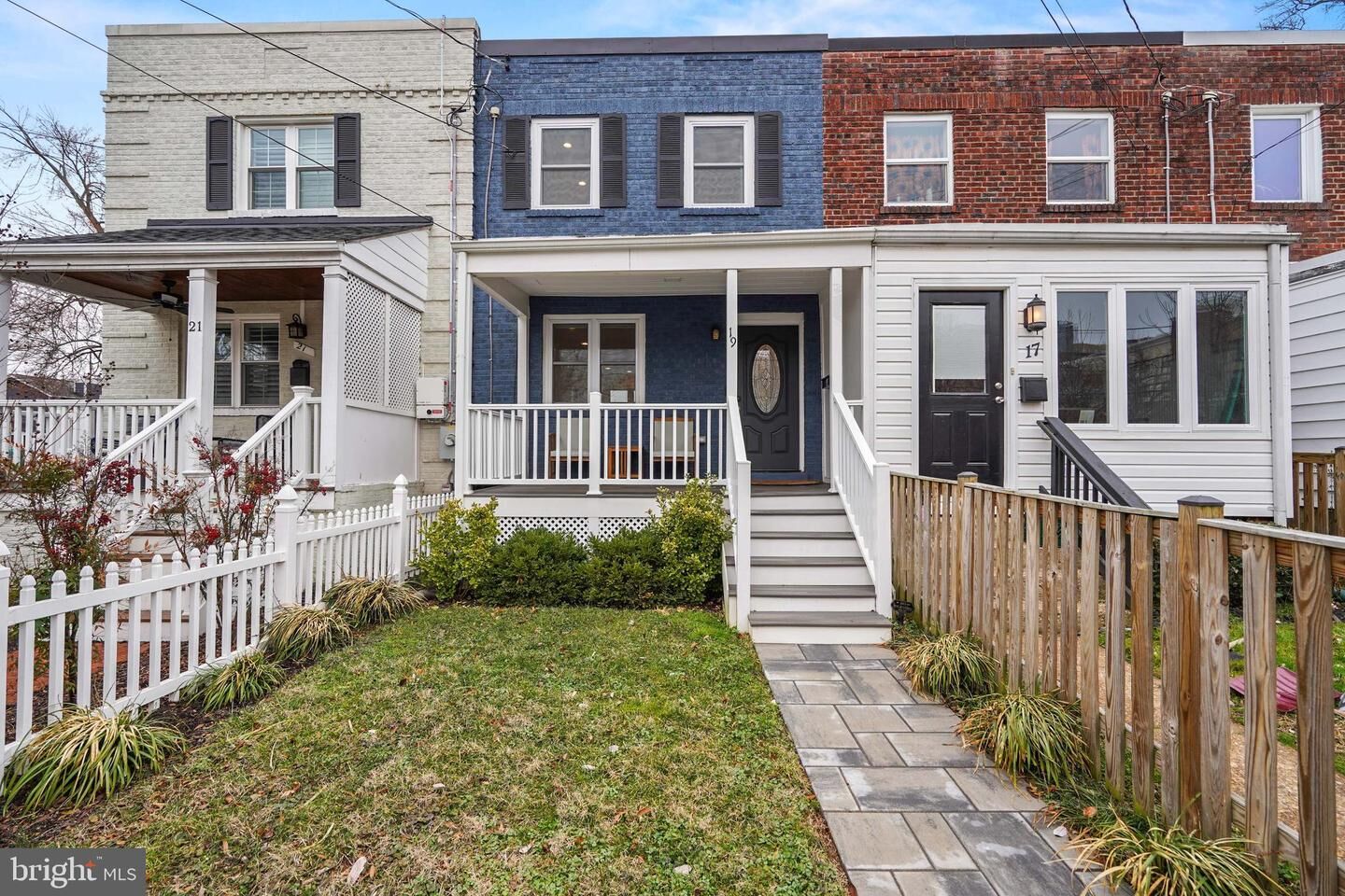 Property Photo:  19 Clifford Avenue  VA 22305 