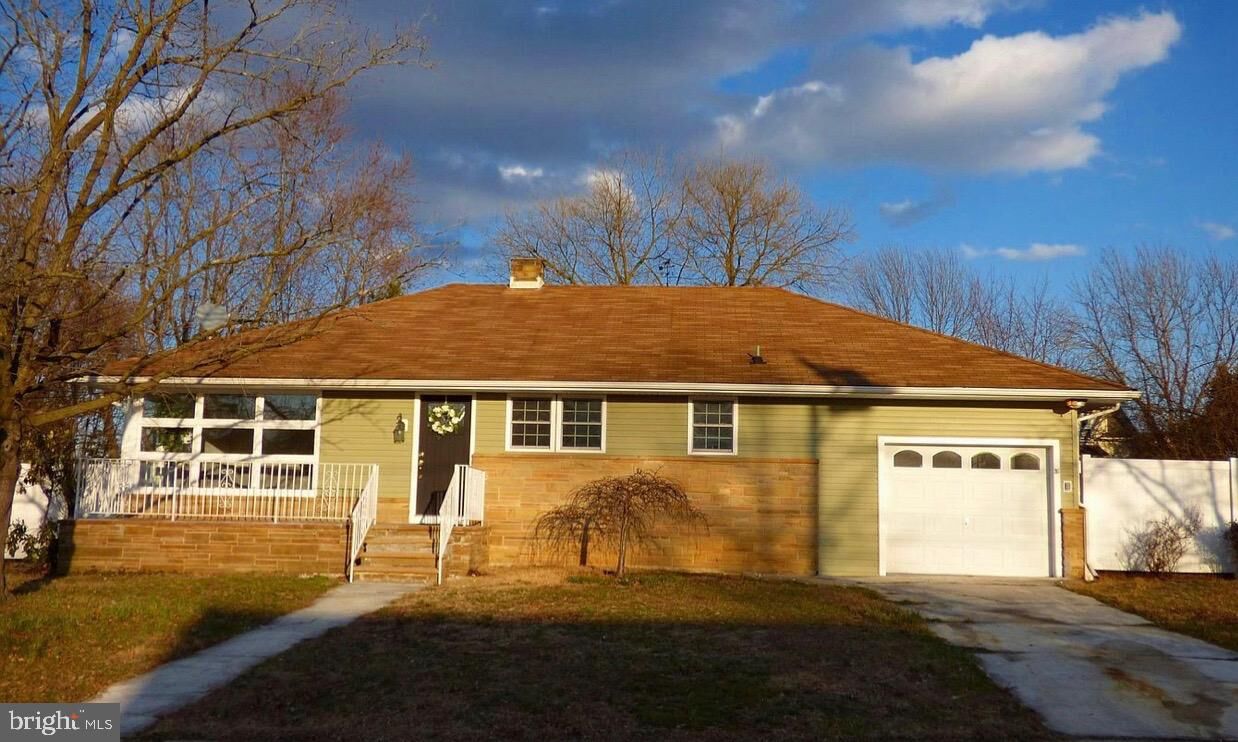 Property Photo: 1303 Springside Place NJ 08016