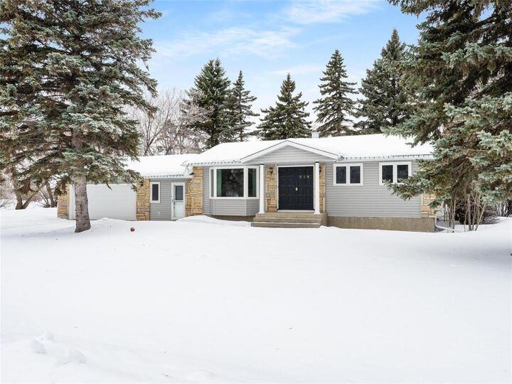 Photo de la propriété:  614 Spruce Drive  MB R0E 0M0 