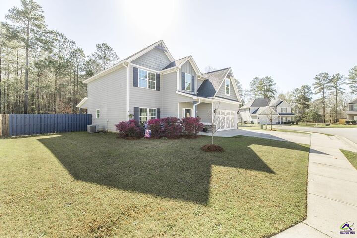 Property Photo:  104 Golden Rod Trail  GA 31069 