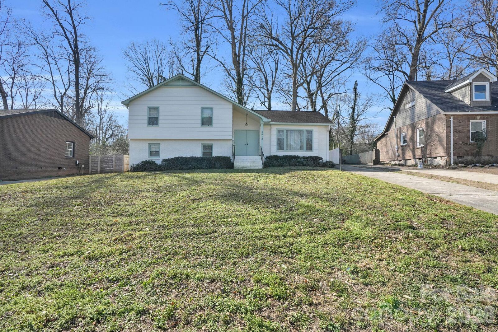 Property Photo:  3518 Donovan Place  NC 28215 