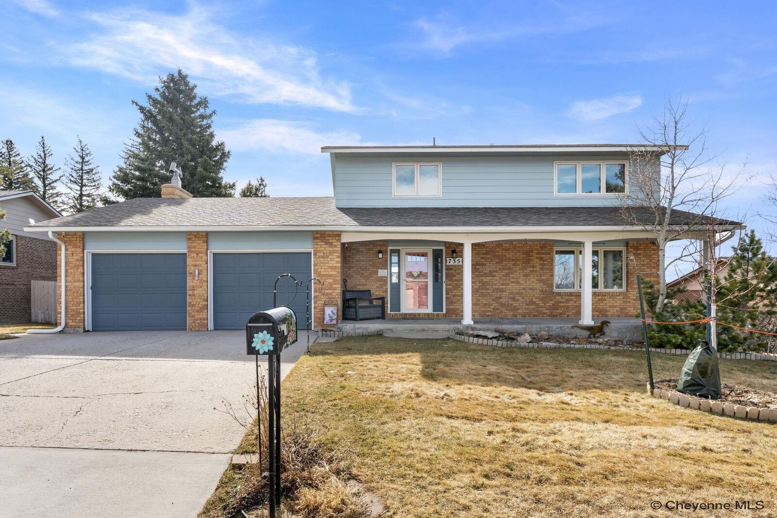 Property Photo:  735 Ranger Dr  WY 82009 