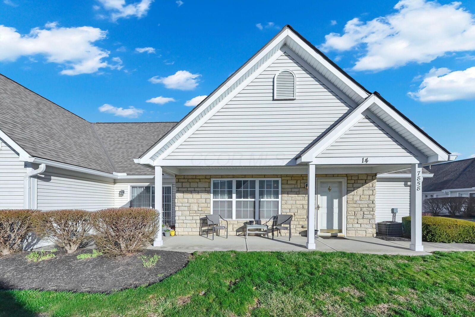 Property Photo:  7858 Meadowlark N Lane  OH 43068 