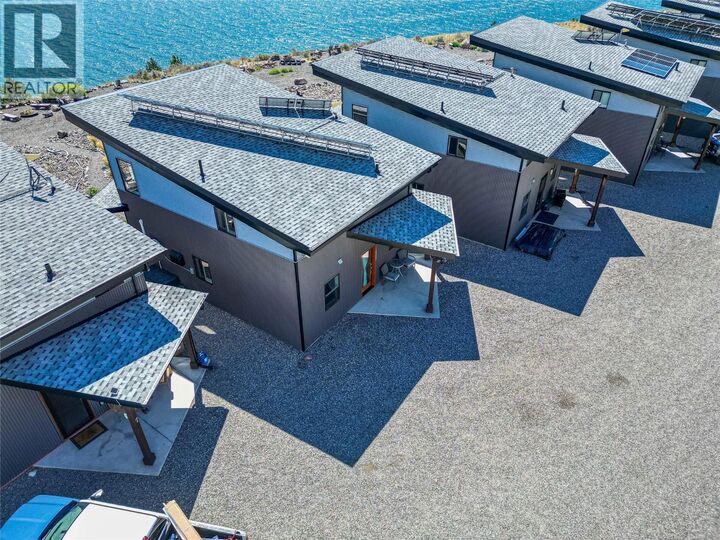 Property Photo: 3672 Sabiston Creek Road 6 BC V0K 2J0