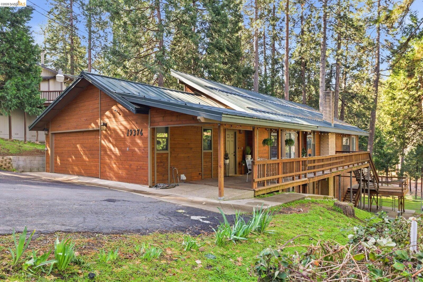 Property Photo: 19376 Poplar Cir CA 95383