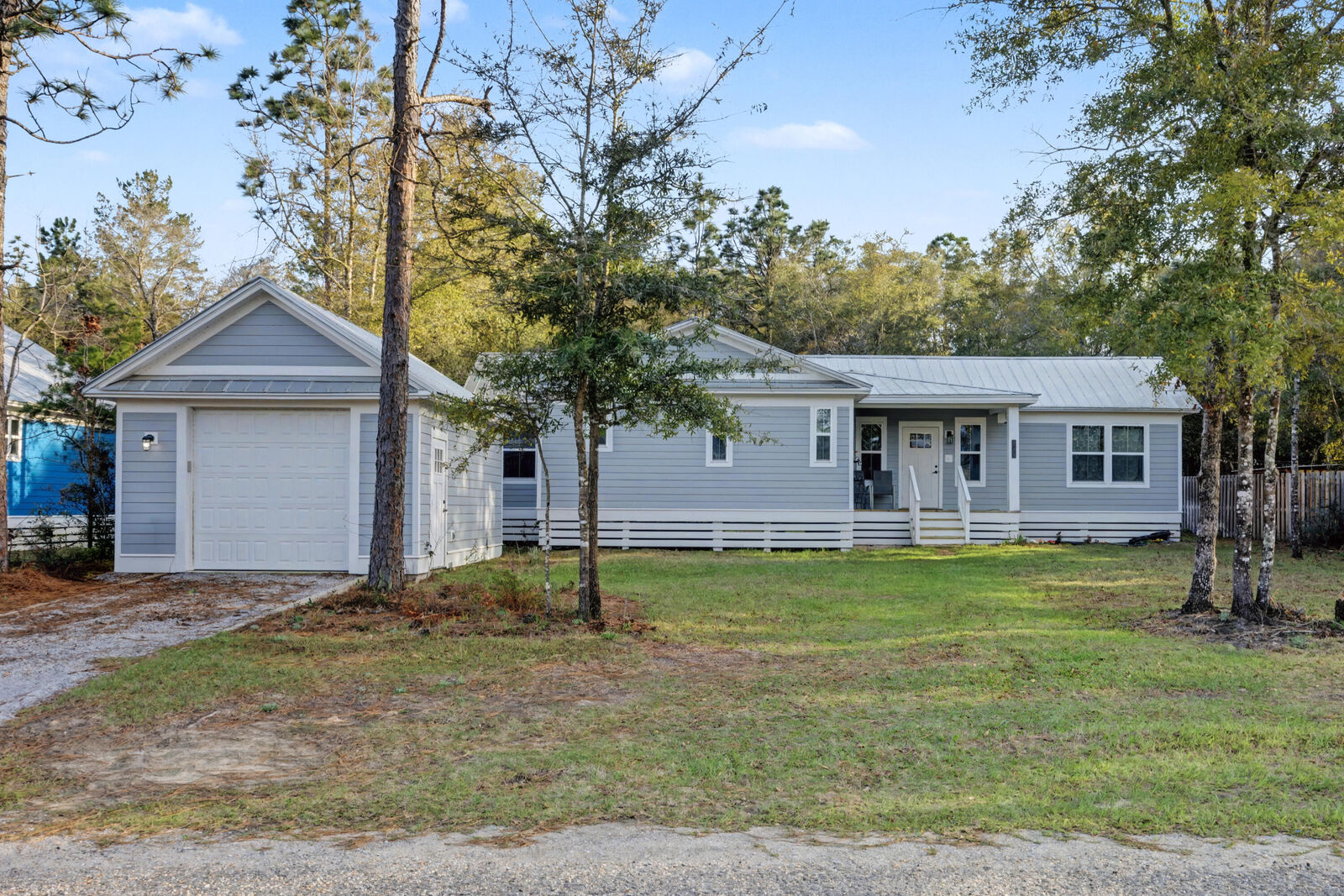 Property Photo:  255 W Renoir Road  FL 32433 