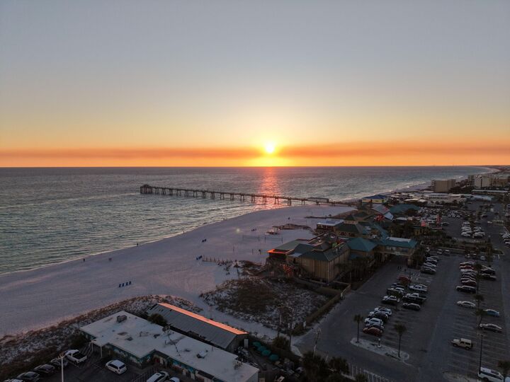 Property Photo:  131 SE Magnolia Avenue  FL 32548 