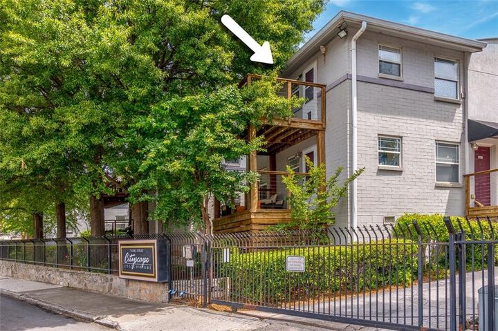 Property Photo: 36 Daniel Street SE 5 GA 30312