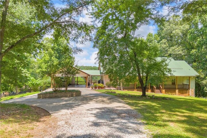 Property Photo: 2865 Hightower Road GA 30107