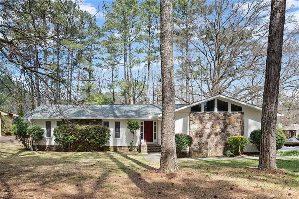 Property Photo:  14 Westwood Circle  GA 30165 