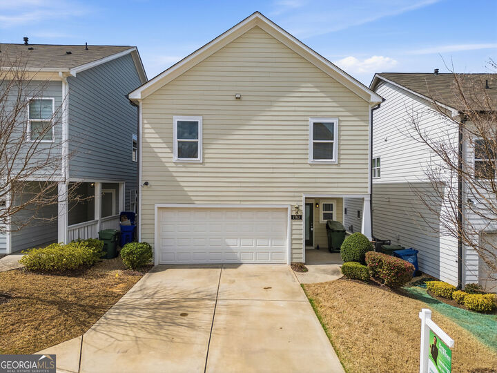Property Photo:  1763 Stone Hedge Drive NW  GA 30318 