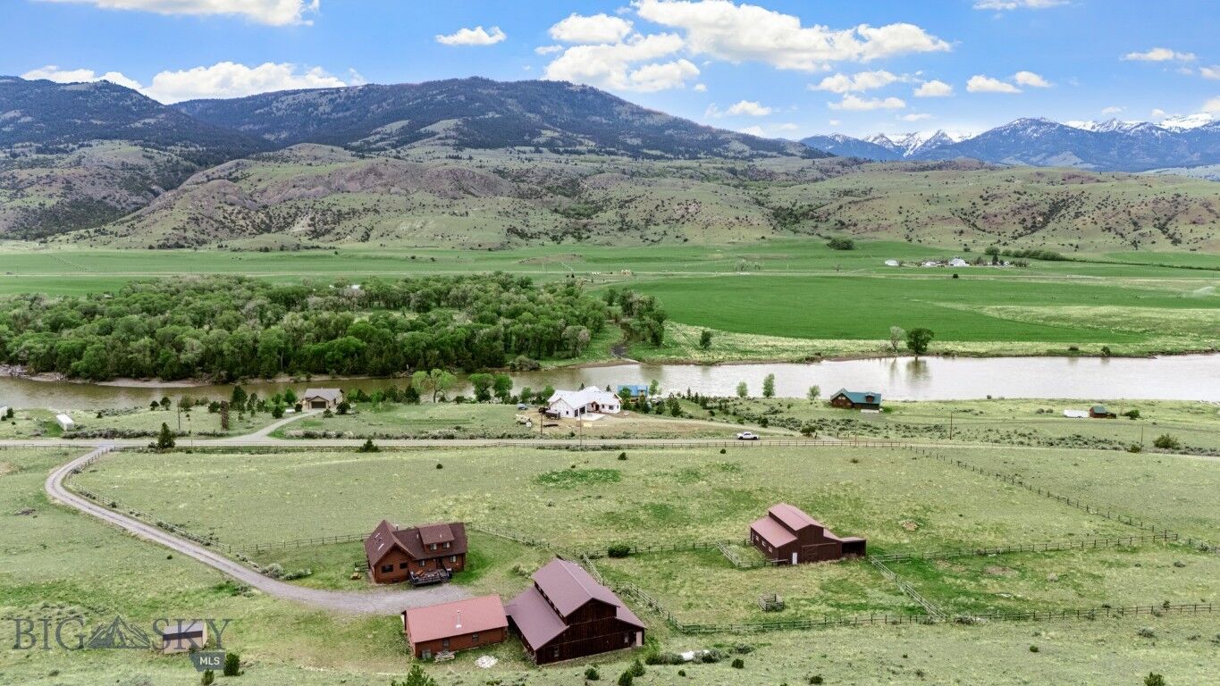 Property Photo:  198 E River Road  MT 59027 