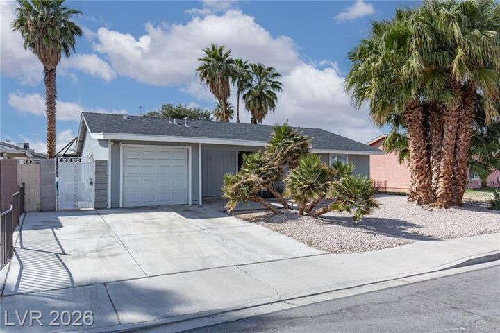 Property Photo:  41 Del Amo Drive  NV 89110 