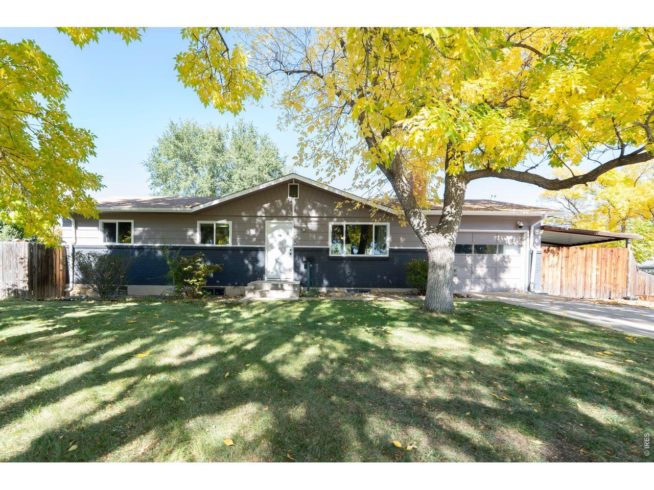 Property Photo: 1101 20th St SW CO 80537