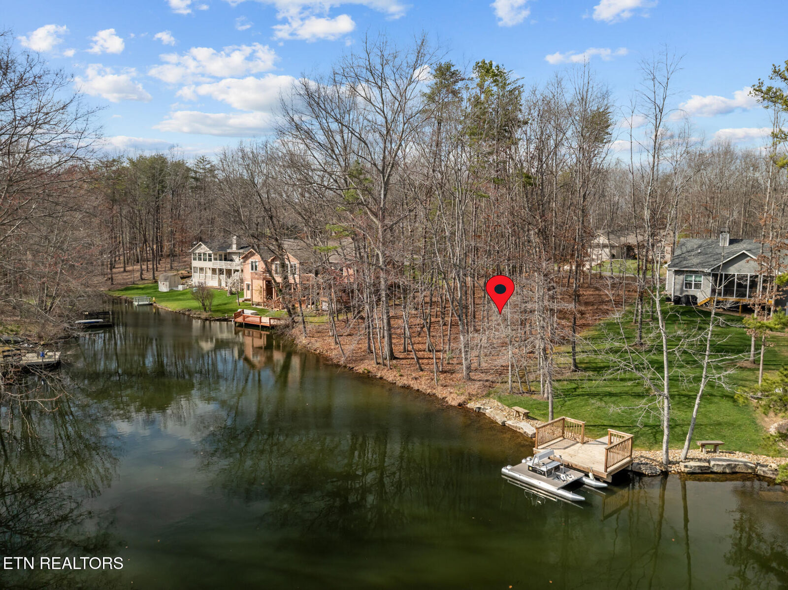 Property Photo: 15 Andover Lane TN 38558
