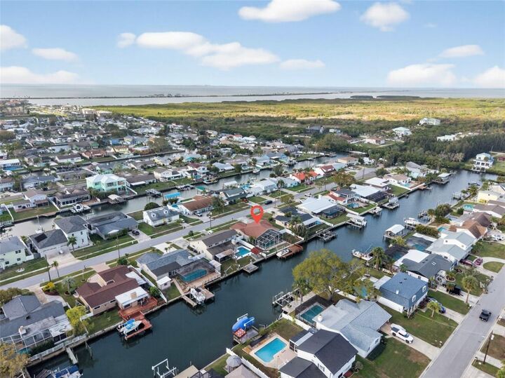 Property Photo:  8711 Bay Crest Lane  FL 33615 
