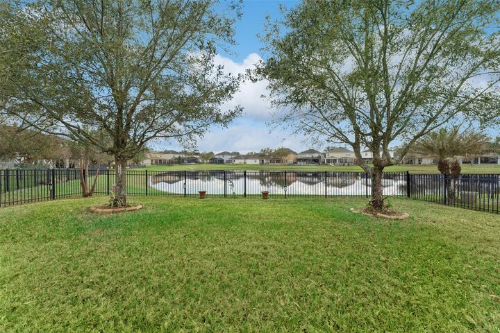 Property Photo:  10942 High Bush Court  FL 32825 