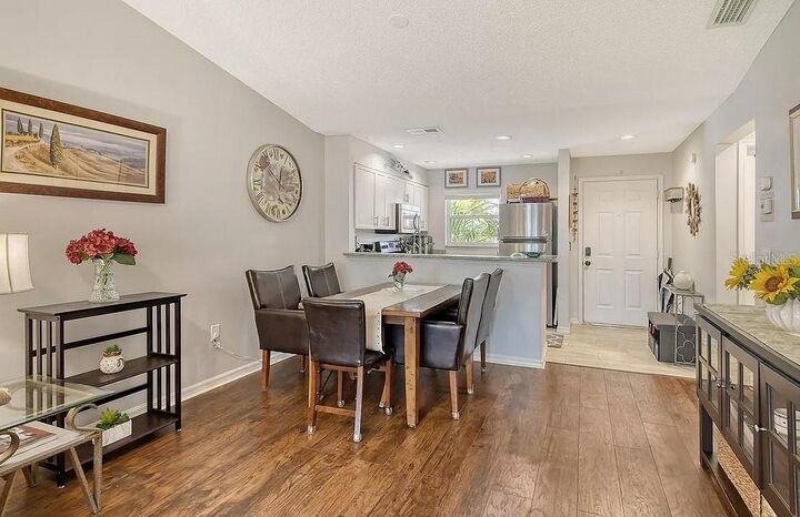 Property Photo: 5450 Longwood Run Boulevard 202 FL 34243