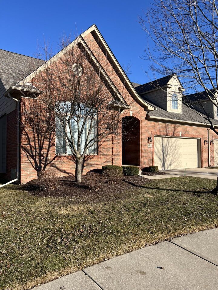 Property Photo:  49514 Sable Creek Drive  MI 48042 