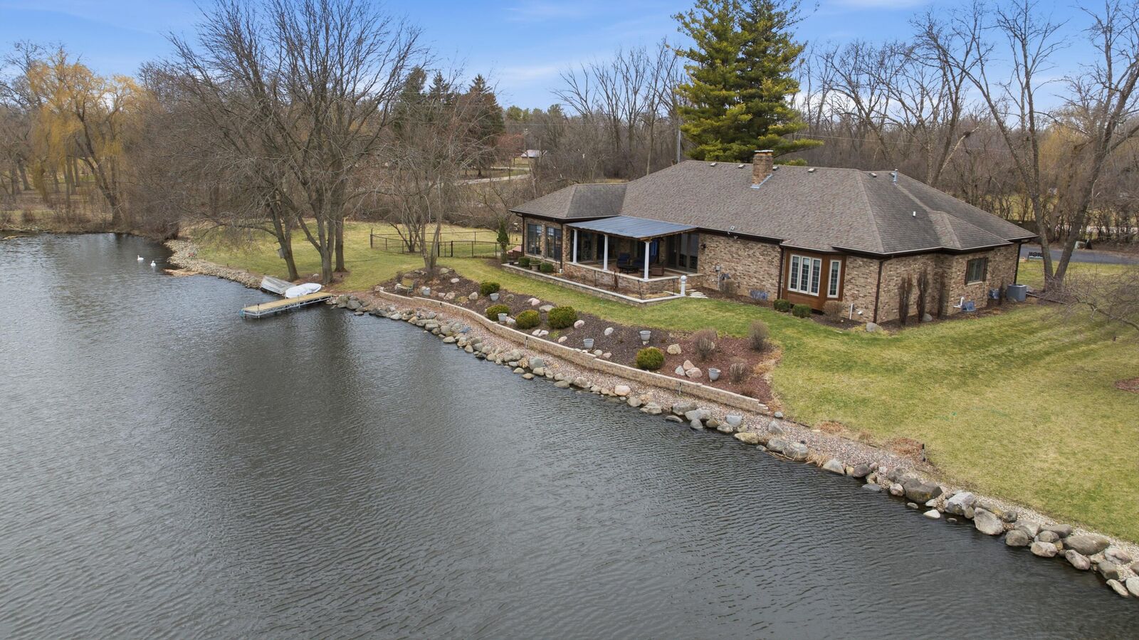 Property Photo:  1255 Janette St  WI 53538 