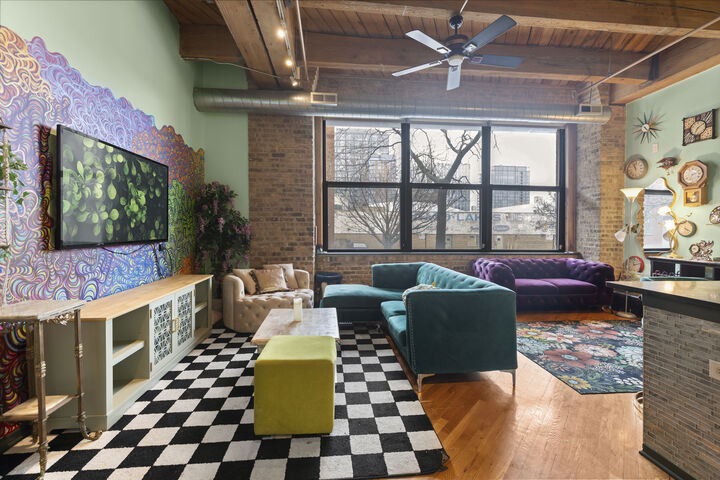 Property Photo:  1040 W Adams Street 105  IL 60607 