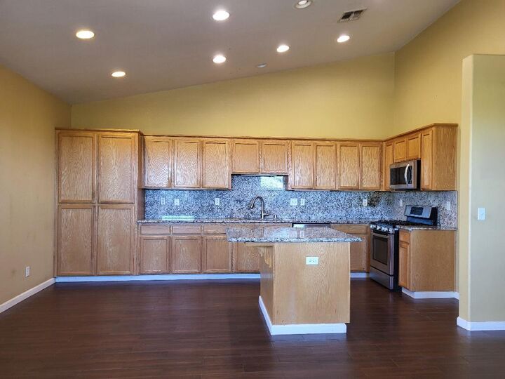 Property Photo:  9381 Viridian Street  CA 95624 