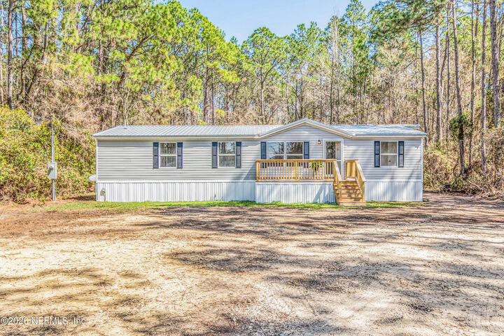 Property Photo: 11017 N County Road 229 N FL 32087