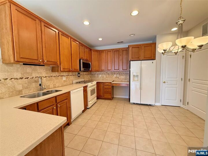 Property Photo: 5402 Warrens Way NJ 07465